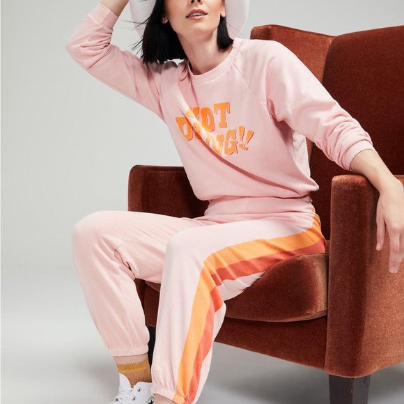 EUC WILDFOX HOT DANG SWEATER baby pink - Picture 2 of 3